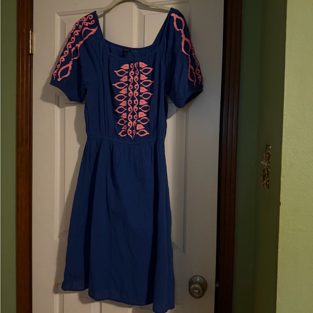 Talbots Blue Short-Sleeve Dress with Pink Embroidery M